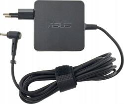 ASUS 0A001-01105100 áramátalakító és inverter Beltéri 45 W Fekete (0A001-01105100) (0A001-01105100)