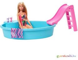 Barbie baba medencével - Mattel