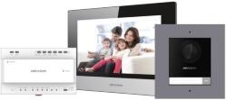 Hikvision Kit videointerfon IP Hikvision DS-KIS702, conexiune pe 2 fire, pentru o singura familie, componenta kit: post exterior DS-KD8003 (DS-KIS702Y)