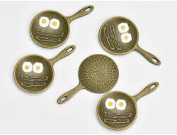  Medál - Serpenyő tükörtojással és szalonnával 5db/csomag - papelito