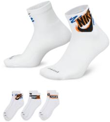 Nike Férfi pamut bokazokni Nike EVERYDAY PLUS fehér HJ9378-901 - L