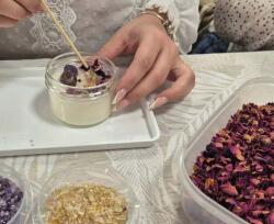  Gyertyadíszítő workshop