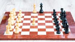 Sakküzlet Red & Eben sakk készlet