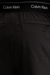 Calvin Klein Performance Къс панталон за трениране (LVGMF5S801) - answear - 131,02 лв