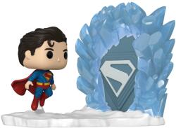 Funko Figura Funko POP! DC Comics: Superman - Superman and Fortress of Solitude #582 (103640) Figurina