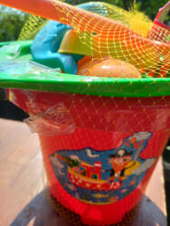  Homokozó vödör szitàval 6 rèszes