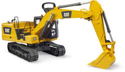 BRUDER Cat kotrógép (2483)