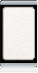 ARTDECO Eyeshadow Pearl szemhéjpúder utántöltő gyöngyházfényű árnyalat 30.10 Pearly White 0.8 g