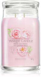 Yankee Candle Fresh Cut Roses ароматна свещ Signature 567 гр