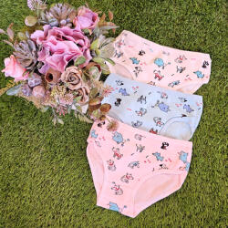 Aura Via Kislány bugyi - kutyus mintás 3db/cs 10-12 év 97536