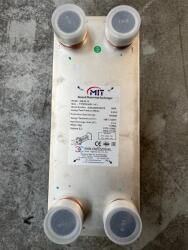Dunaterm Brand MIT MB-05 W 70 Lemezes Hőcserélő 4×5/4″ K Hőszivattyúhoz 30 bar (MITMB05W70) (MB-05W 70)