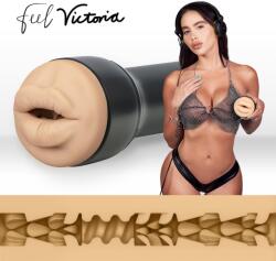 KIIROO - érezd Victoria June Száját (d-235817)