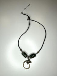  Sárkány Kincse - Zöld üveggyöngy nyaklánc (JJNY37)