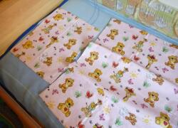 Ábránd Macis-zsiráfos rózsaszín ágyneműhuzat (90x130 + 40x50 cm)