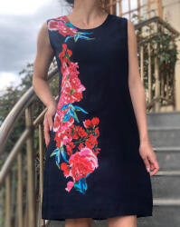 Ie traditionala Rochie Corina