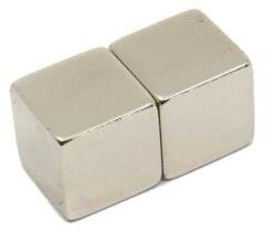 RON Neodímium mágnesek 10x10x10 mm RON 860 (2 db)