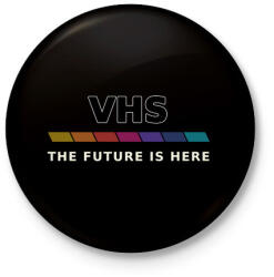 printfashion VHS retro - Kitűző, hűtőmágnes - Fekete (17683921)