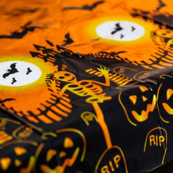 Family Halloween-i asztalterítő - alumínium hatású - 137 x 183 cm - sírköves (56542C) - platinashop