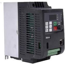  Változó frekvenciavezetés, 0, 75 kW - 2, 2 kW teljesítmény opciók, nyitott hurokvektor vezérlés, 220 V 1, 5 kW 2HP, Egyfázisú 220 V, 1 fázis 220 V motor