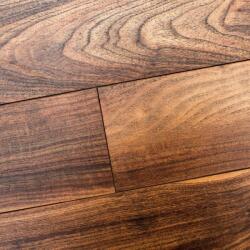 Water Fun W-STEP || pardoseală laminată, imitatie nuc, 1220x200x8 mm, AC4 (LFV-002-KT) - casasclipitoare