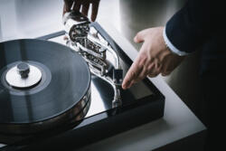 Pro-Ject The Classic Reference VPO-175 Piano Black / Silver