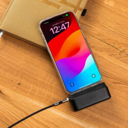 FIXED Powerbank külső akku 5000mAh USB-C PD3 fekete FIXED Zen 5 Plug-in (FIXZEN-5PL-BK)