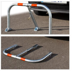 Relaxdays Lakatolható parkolóőr parkolásgátló fém 45 x 76 x 32 cm 10017409