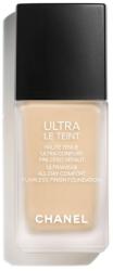 CHANEL Tartós folyékony smink Ultra Le Teint Fluide (Flawless Finish Foundation) 30 ml B10