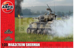 Airfix M4A3(76)W Battle of the Bulge harcjármű makett 1: 35 (A1365)