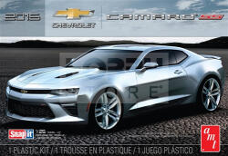 AMT 2016 Chevy Camaro SS (Garnet Red) 1: 25 autó makett AMT982