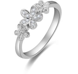 Beneto Gyönyörű cirkónium kövekkel kirakott ezüst gyűrű AGG465 52 mm