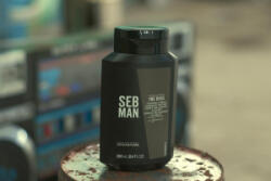 Sebastian Professional Seb Man The Boss Thickening Shampoo 250 ml sampon férfiak számára készült - hagyományos sampon