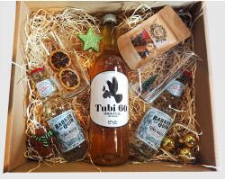  Tubi ajándékcsomag díszdobozban, ajándék koktélfűszerrel