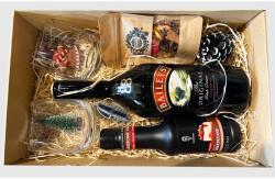 Bailey's ajándékcsomag díszdobozban, ajándék koktélfűszerrel