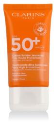 Clarins Sun Care Youth-Protecting Face Sunscreen SPF50+ vízálló fényvédő készítmény arcra minden bőrtípus 50 ml nőknek