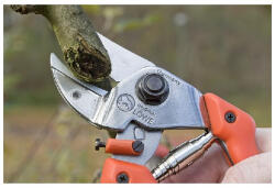 Löwe metszőolló 7.104 (PE-6204)