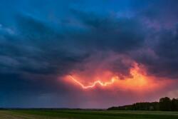 DIMEX ART Флизелинов фототапет нощна буря 375 x 250 см