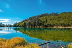 DIMEX ART Fototapetă vlies lacul yellowstone 375 x 250 cm