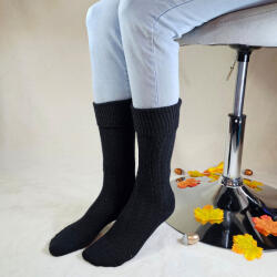 Aura Via Női visszahajtós gyapjú zokni - anyagában mintás Fekete, 38-41 100255