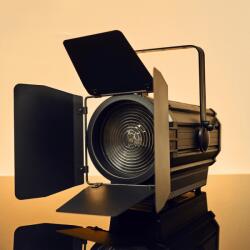 StageZone Spot RGBW 250W (STGZ-Thea250WRGBW)