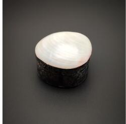 R. M. ékszer Szürke kagyló ékszertartó doboz elegáns ajándéktartó 7, 5×7 cm (026040)