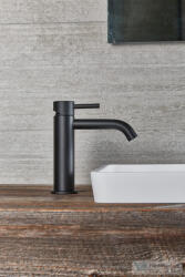 Bugnatese KLINE mosdó csaptelep leeresztő nélkül, matt fekete 5719SNE (5719SNE)