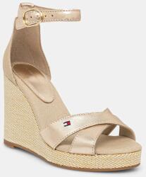Tommy Hilfiger szandál FLAG METALLIC HIGH WEDGE ESPAD sárga, FW0FW08811 - arany Női 40