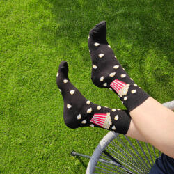 Yvonne Pop corn mintás zokni 39-42 8873