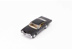 Kinsmart 1967 Chevrolet Impala fém autó nyitható ajtókkal 1: 43 (többféle)