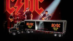 Revell AC/DC Tour Truck & Trailer „Power Up Kamionmodell építőkészlet 1: 32 (07731) (07731)
