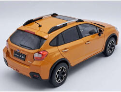  Subaru XV 2014 1: 18 modellautó Sun Star