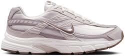 Nike Обувки wmns initiator - sportdepot - 166,23 лв