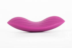 SVAKOM Bugyi vibrátor, Svakom, Edeny, 9 x 3, 9 x 2, 5 cm, lila, app-vezérelt, akkumulátoros, vízálló (IPX7), szilikon, csipkés bugyival