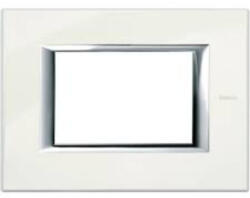 Legrand Axolute takarókeret 3m porc. feh. szögletes HA4803BG (HA4803BG)